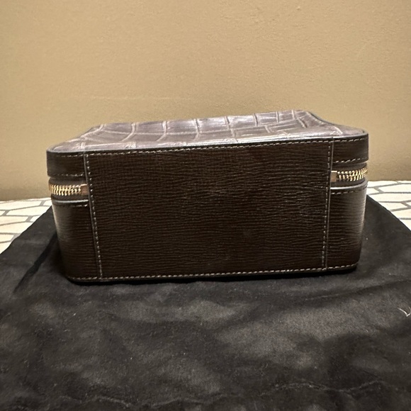 Dolce & Gabbana crocodile and leather top handle crossbody camera bag - Picture 4 of 10